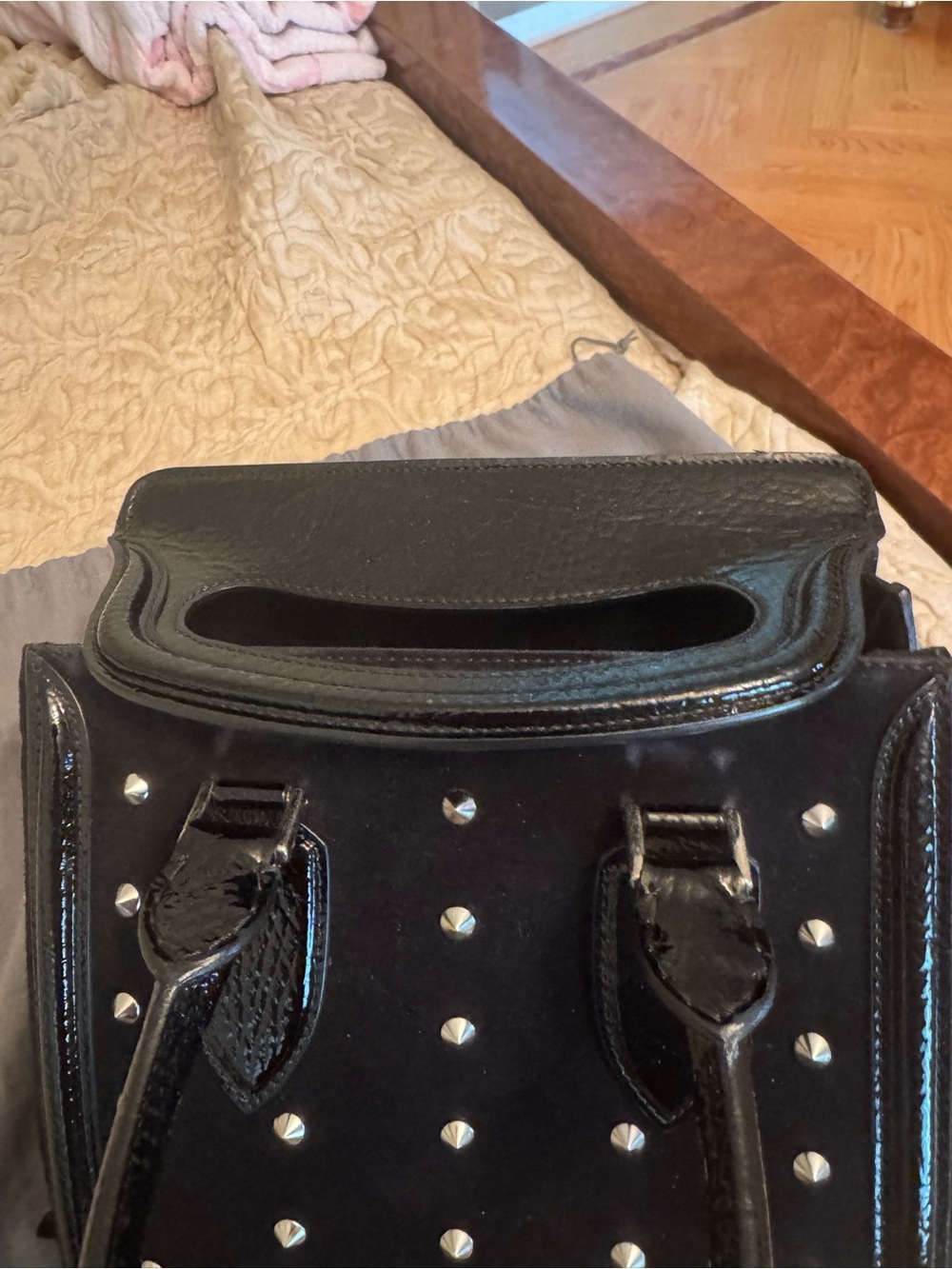 Alexander McQueen Black Studded Velvet Backpack - Picture 3 of 6